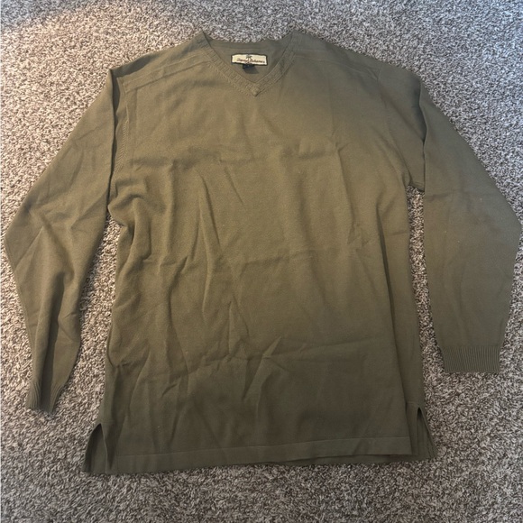 Tommy Bahama Other - Tommy Bahama Olive Green V-Neck Sweater
